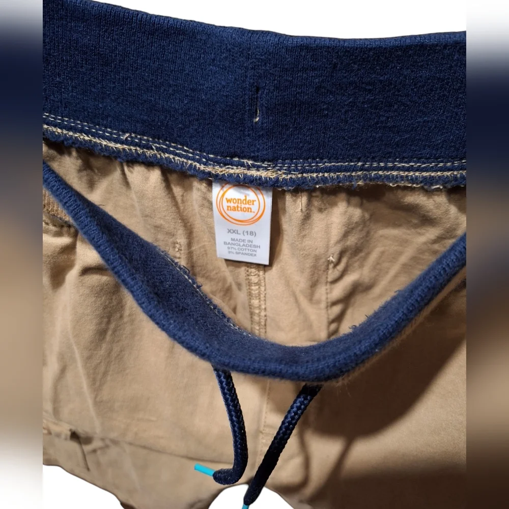 Wonder Nation Boys Cargo Short Size 18